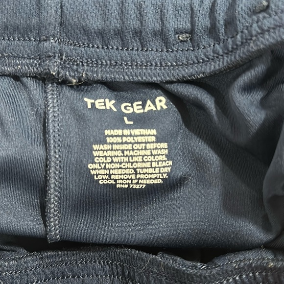Men’s Tek Gear Athletic Shorts - Picture 4 of 5